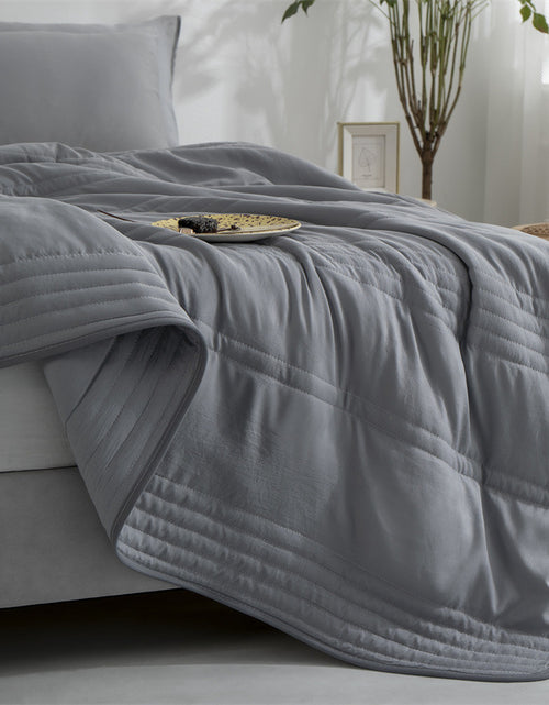 Load image into Gallery viewer, Cooling Blankets Pure Color Summer Quilt Plain Summer Cool Quilt Compressible Air-conditioning Quilt Quilt Blanket
