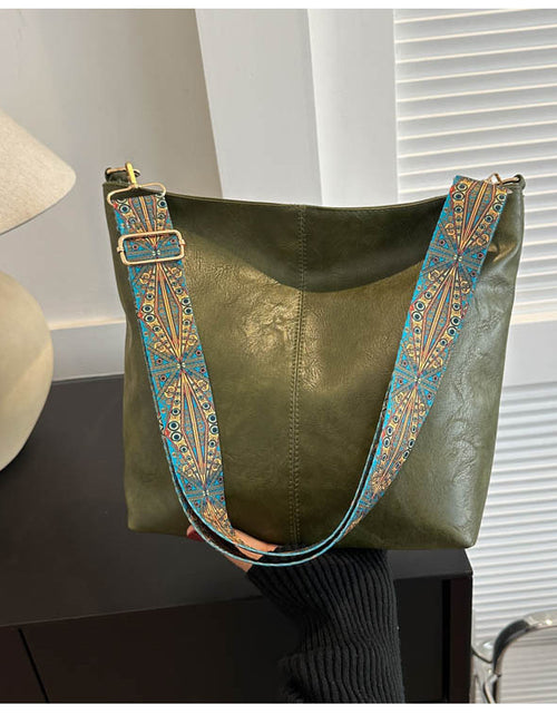 Load image into Gallery viewer, Women&#39;s Shoulder Bag With Ethnic Style Wide Shoulder Strap Ins Large Capacity Bucket Crossbody Bags Fashion Handbag
